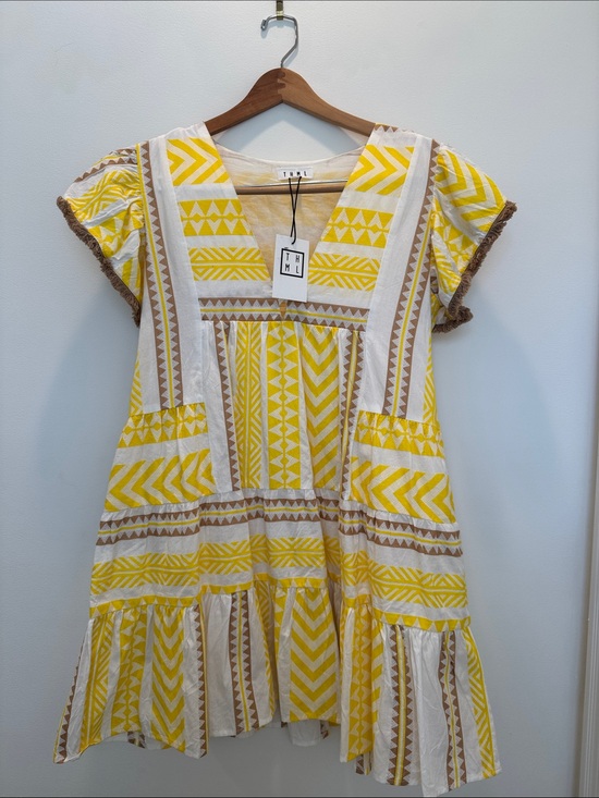 THML Dresses & Skirts - THML Yellow and White Geometric V-Neck Dress